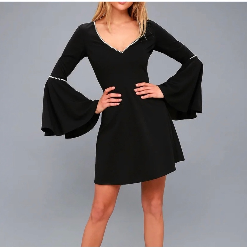Lulus pearl v neck black dress with flowy sleeves